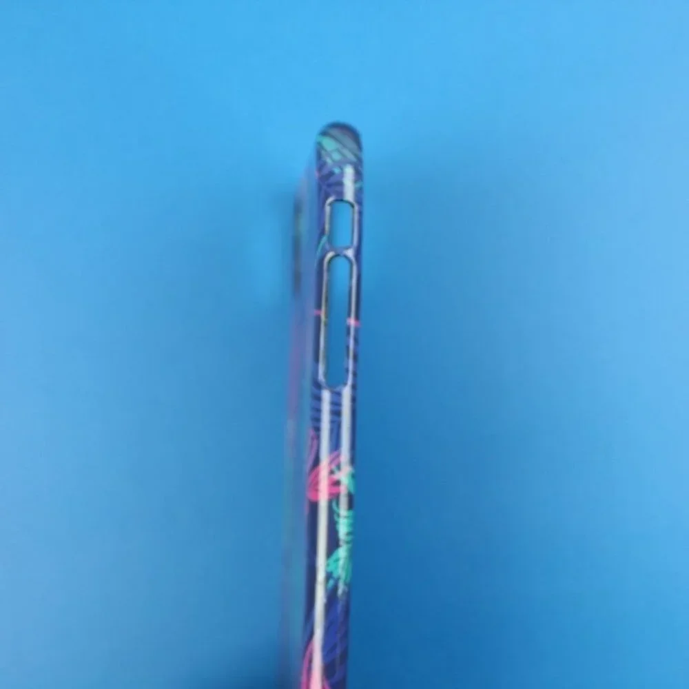 NEW iPhone XS Max leaf case